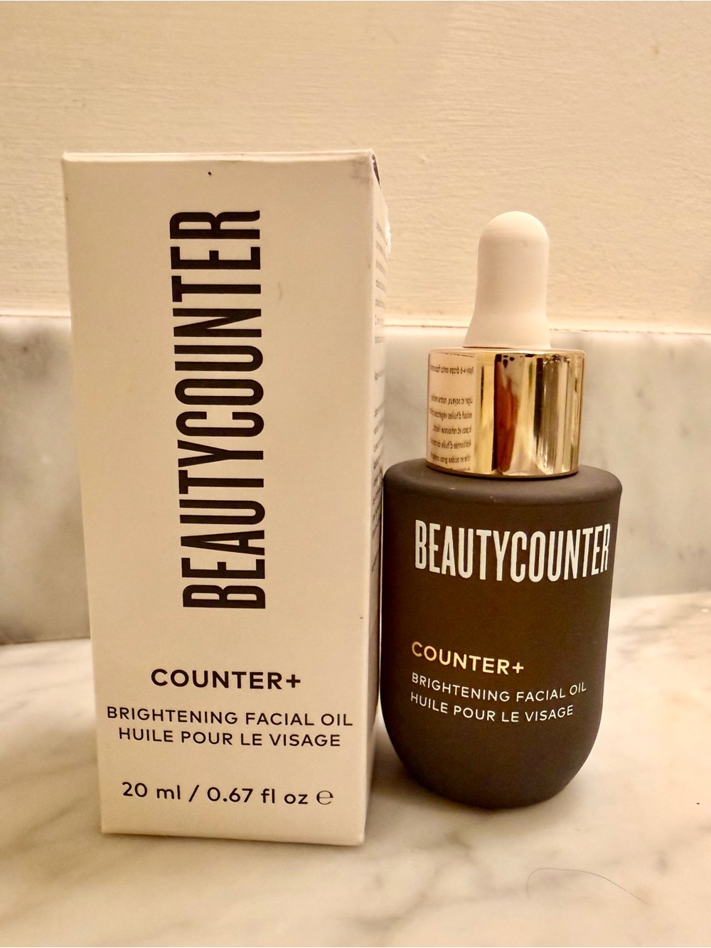 Beautycounter brightening facial oil, new in box